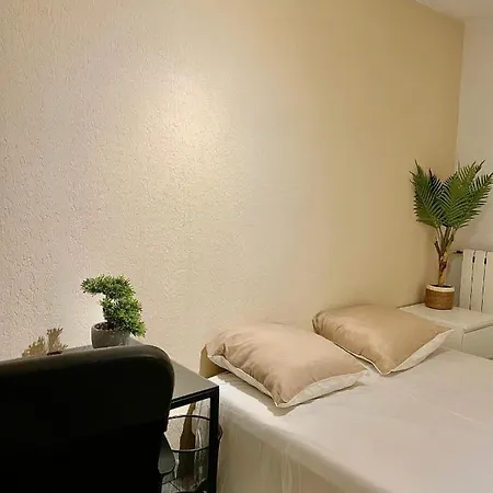 Apartamento T5 *